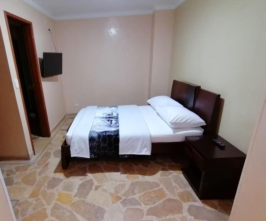 Hotel Golden Suite Pereira Exteriör bild