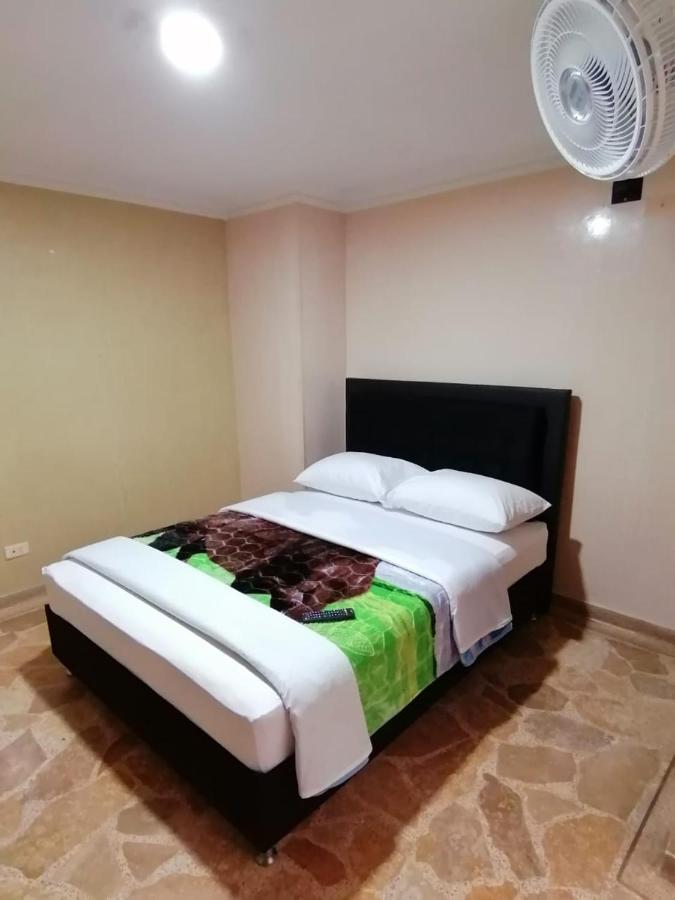 Hotel Golden Suite Pereira Exteriör bild