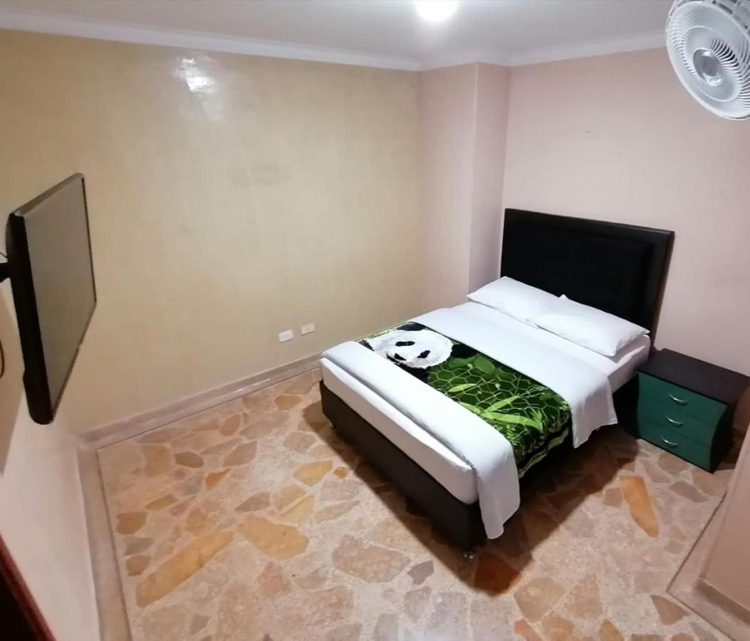 Hotel Golden Suite Pereira Exteriör bild