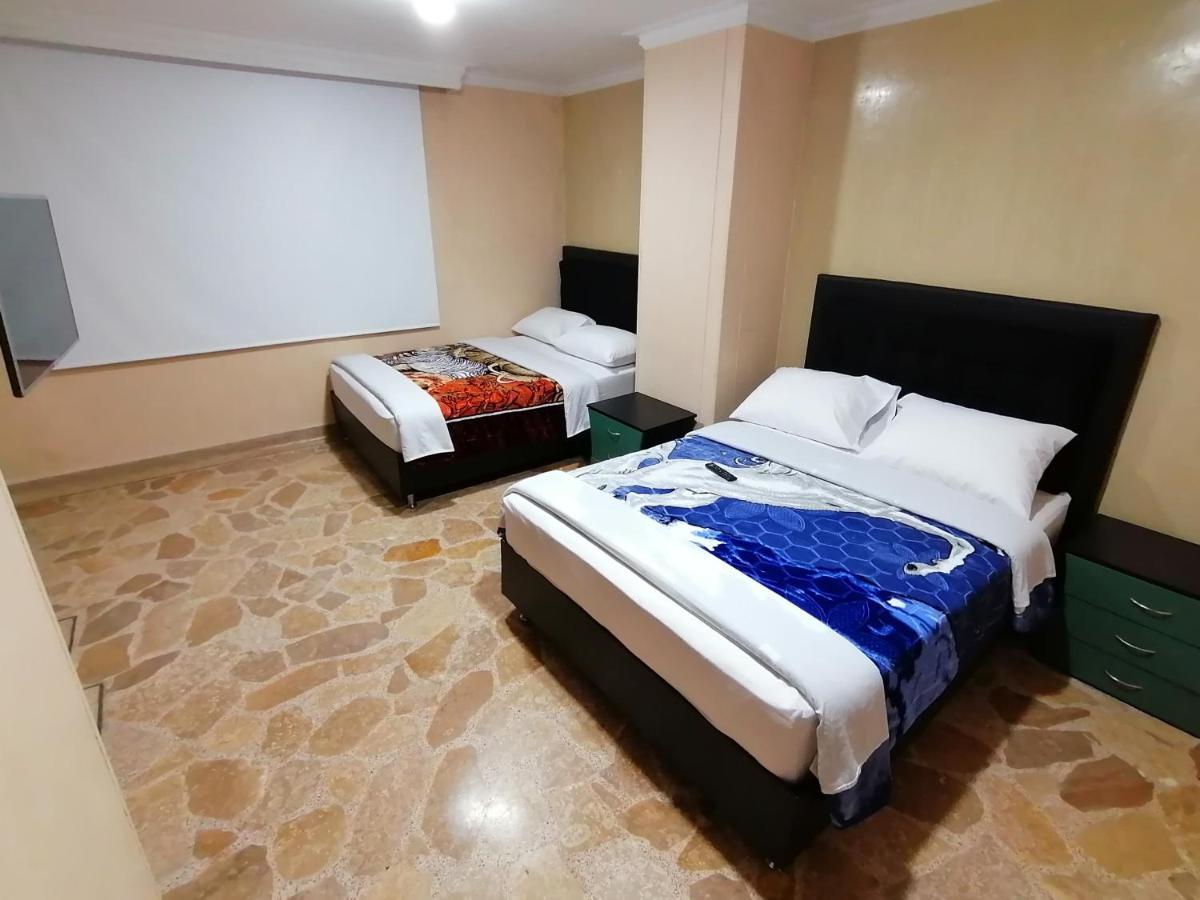 Hotel Golden Suite Pereira Exteriör bild