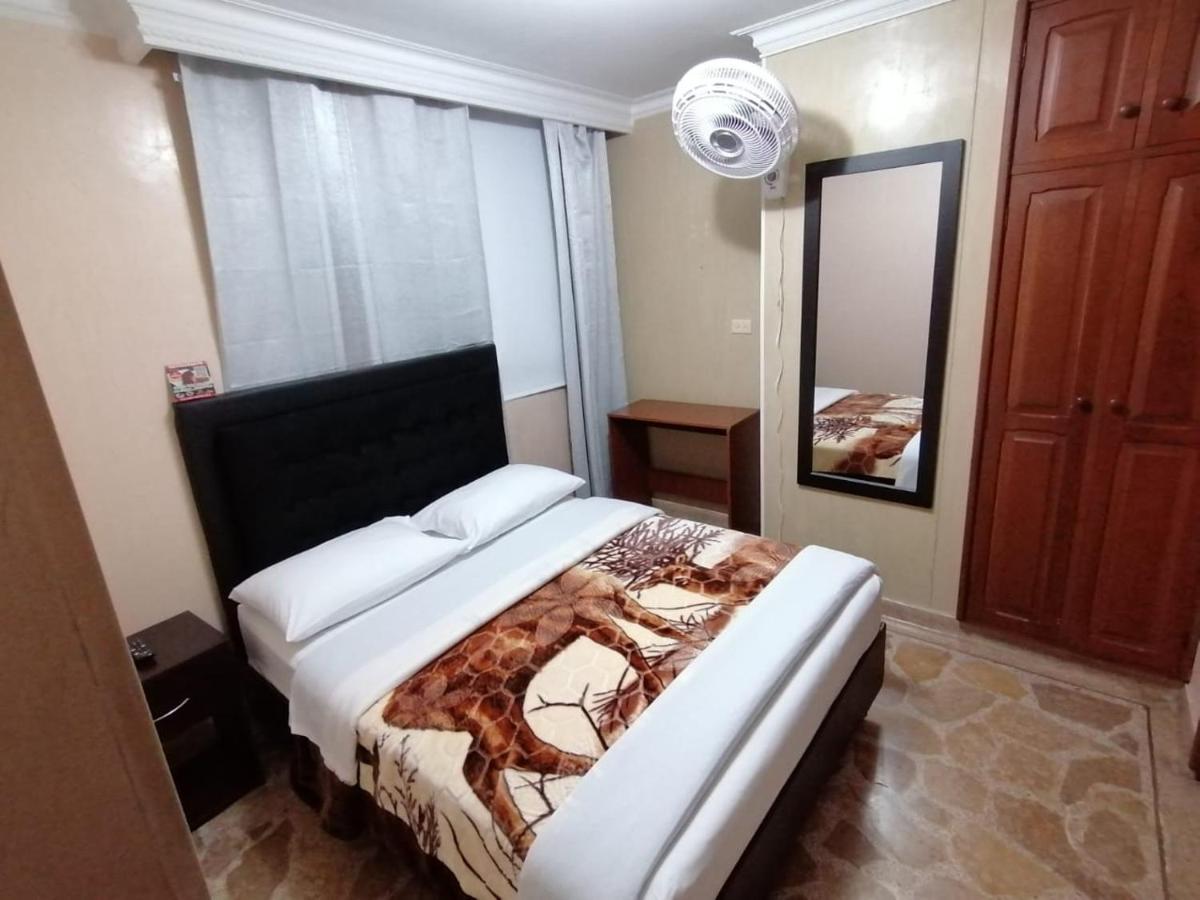 Hotel Golden Suite Pereira Exteriör bild