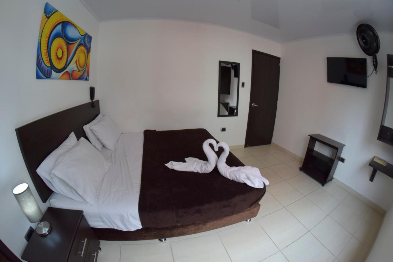 Hotel Golden Suite Pereira Exteriör bild