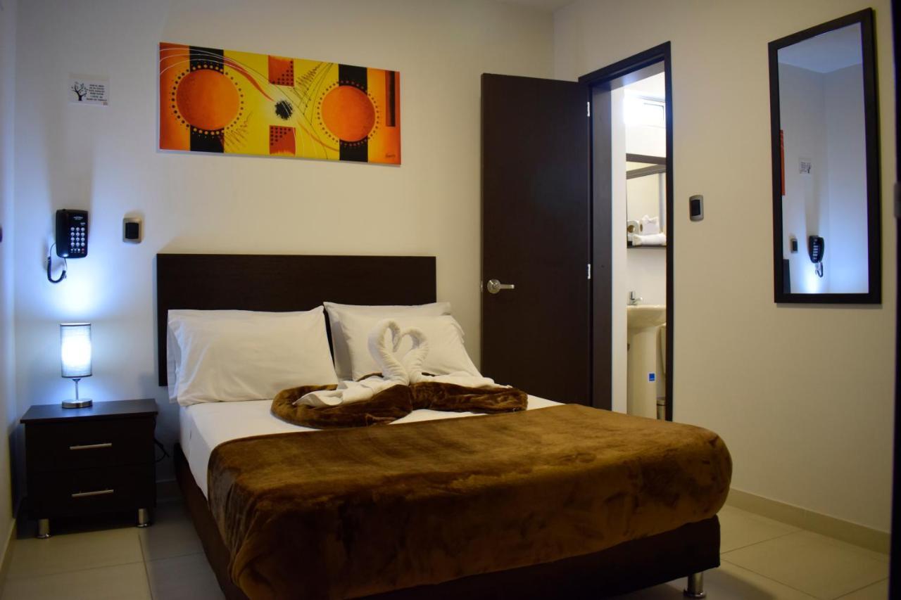 Hotel Golden Suite Pereira Exteriör bild